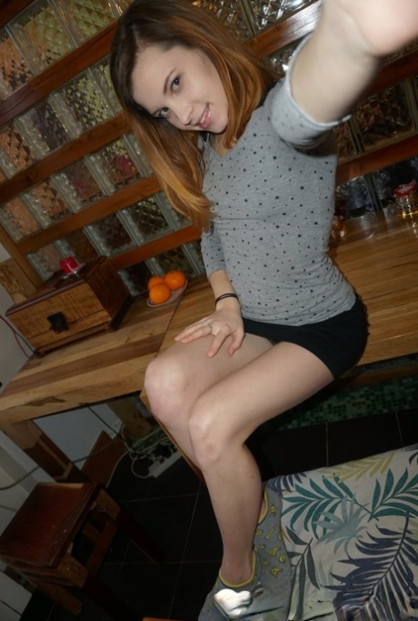 Yali Otel Servisi Escort Partner Berna Tanıtımı